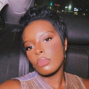 Meet your Posher, Eboni